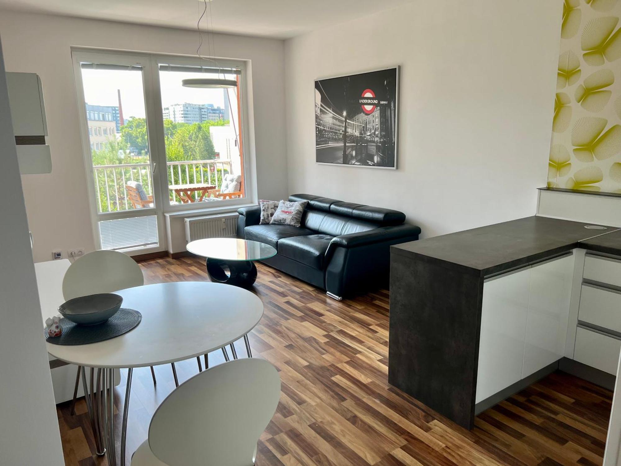 Apartment Jegeho Bratislava - Tipos Arena Exterior photo