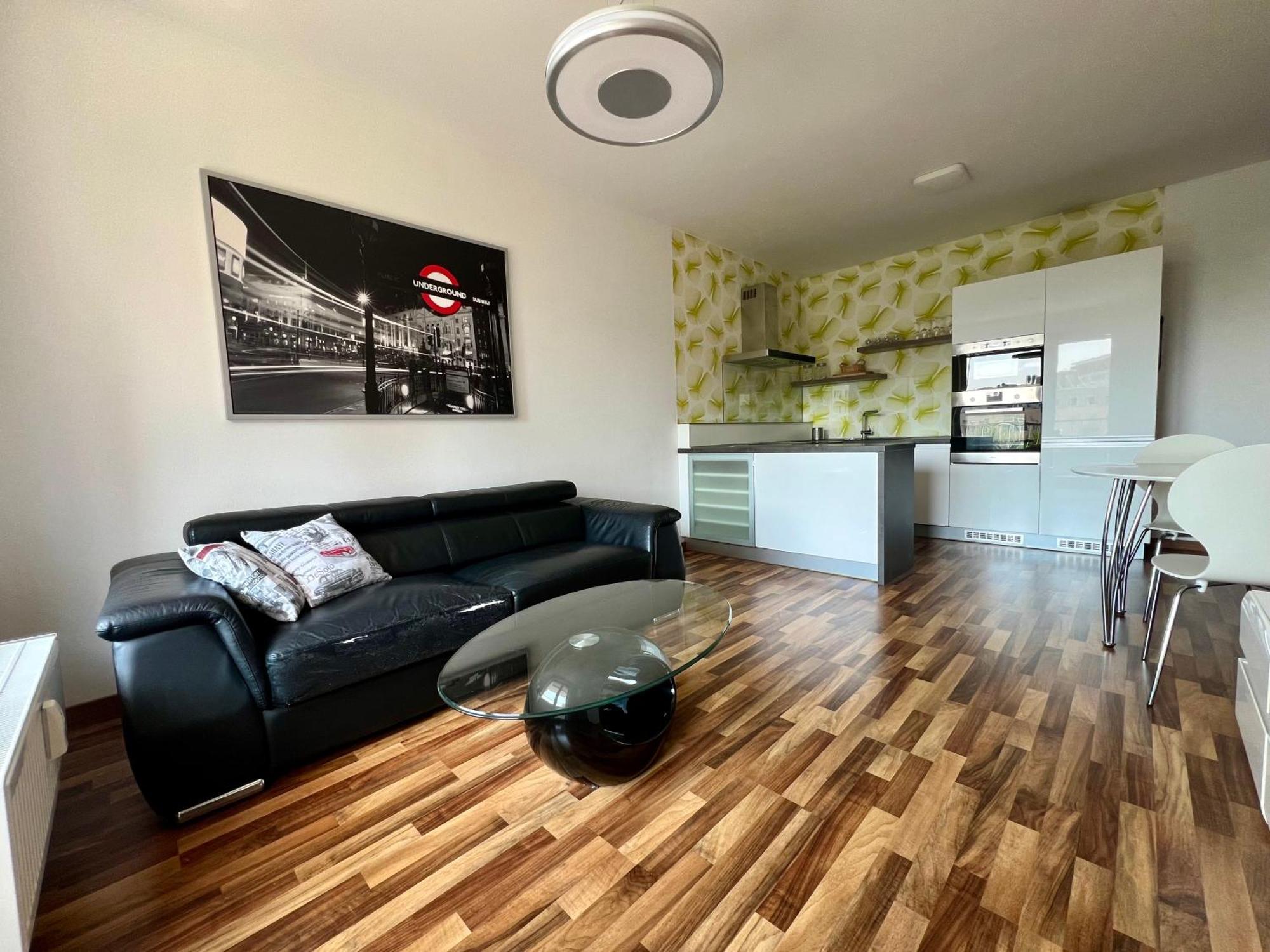 Apartment Jegeho Bratislava - Tipos Arena Exterior photo